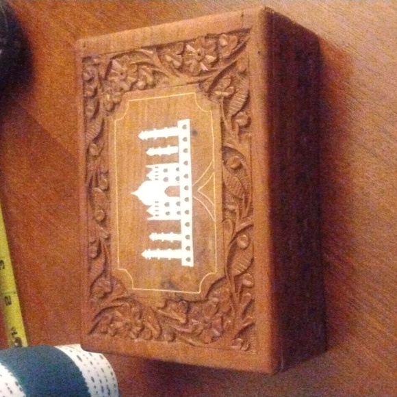 Vintage Archana Wood Jewelry Trinket Box Carved Designs Inlay Taj Mahal on Lid - Picture 1 of 11